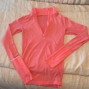 Lululemon swiftly half zip in coral/pink size 4